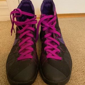 Hyperdunk 2015 Nike basketball shoes! Super shape!